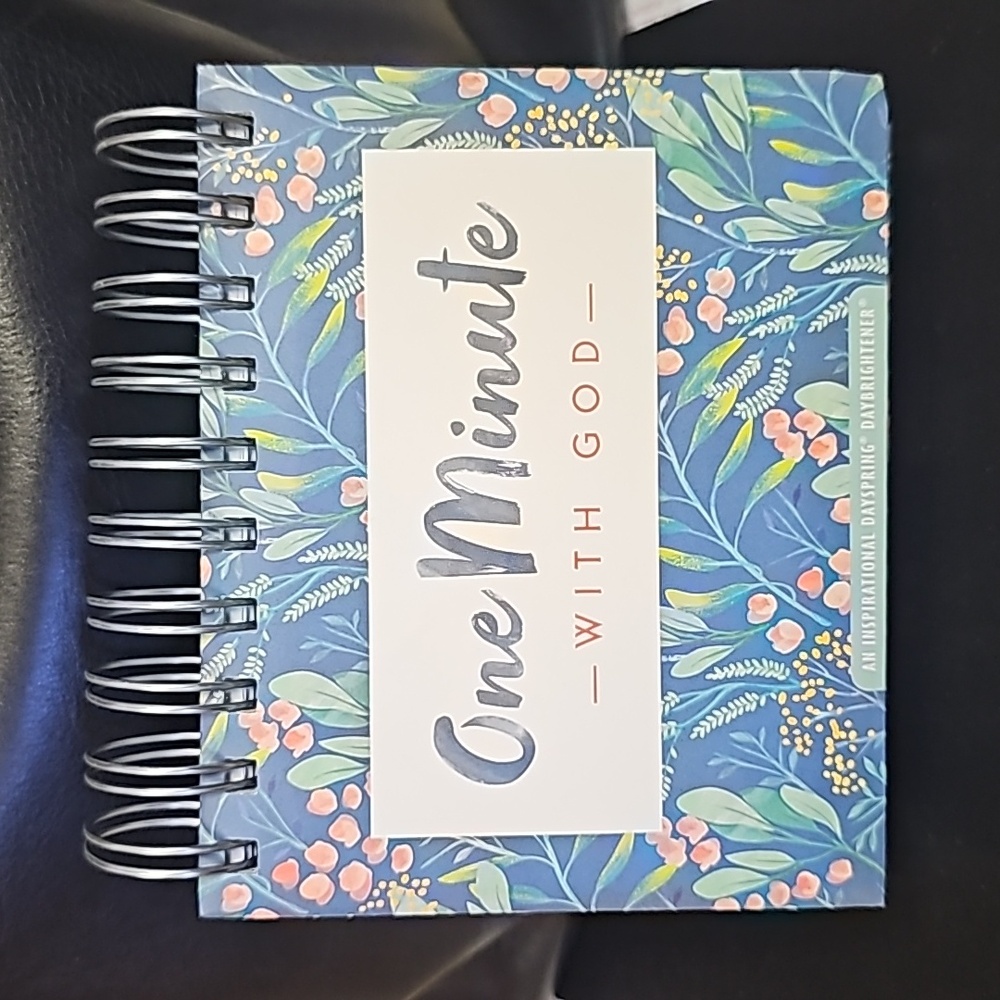 One Minute With God Inspirational Dayspring Daybrightener daily devotions